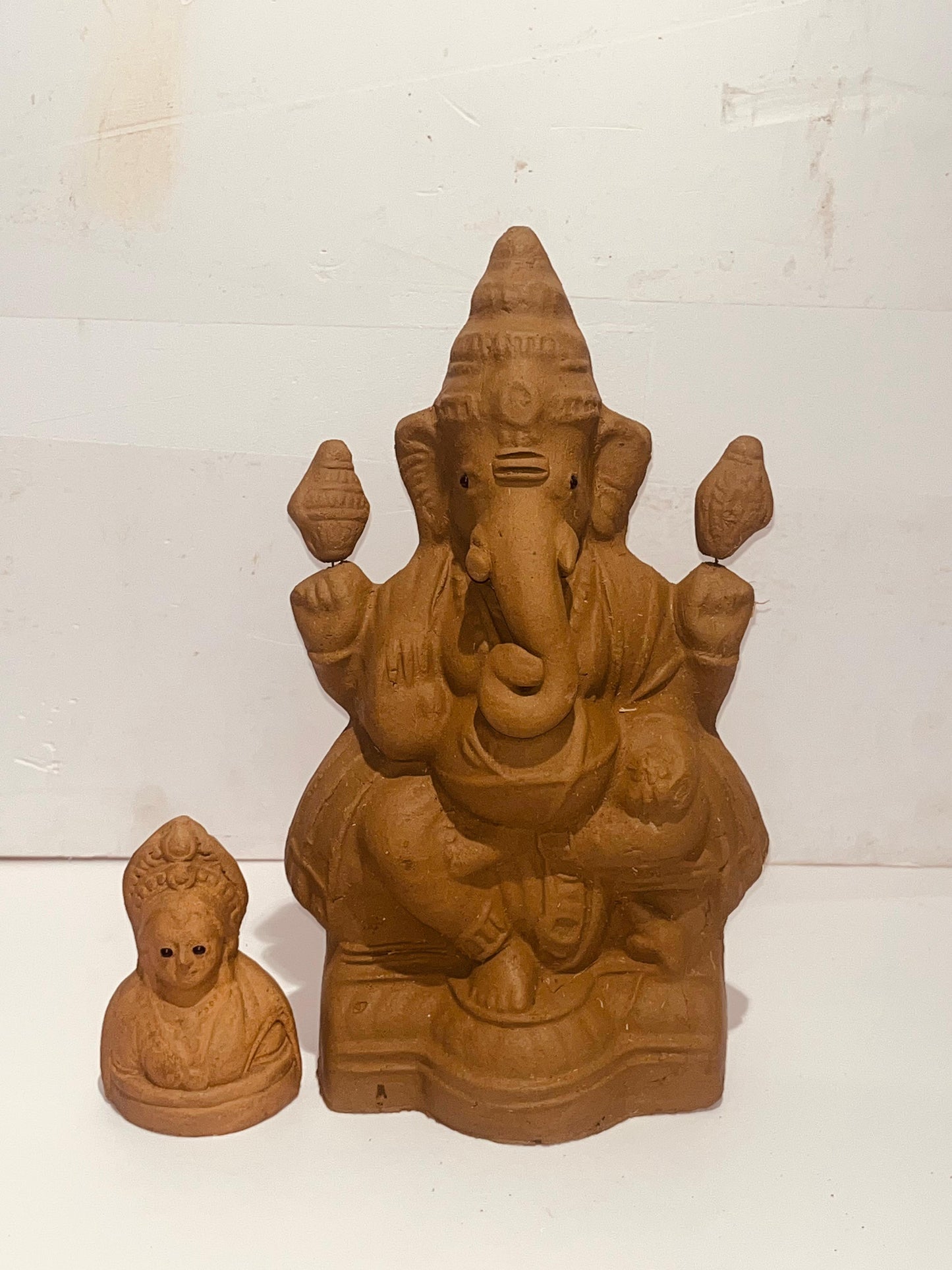 Pottery Crafts - Ganesha Idol + Plant Kit 1 Unit